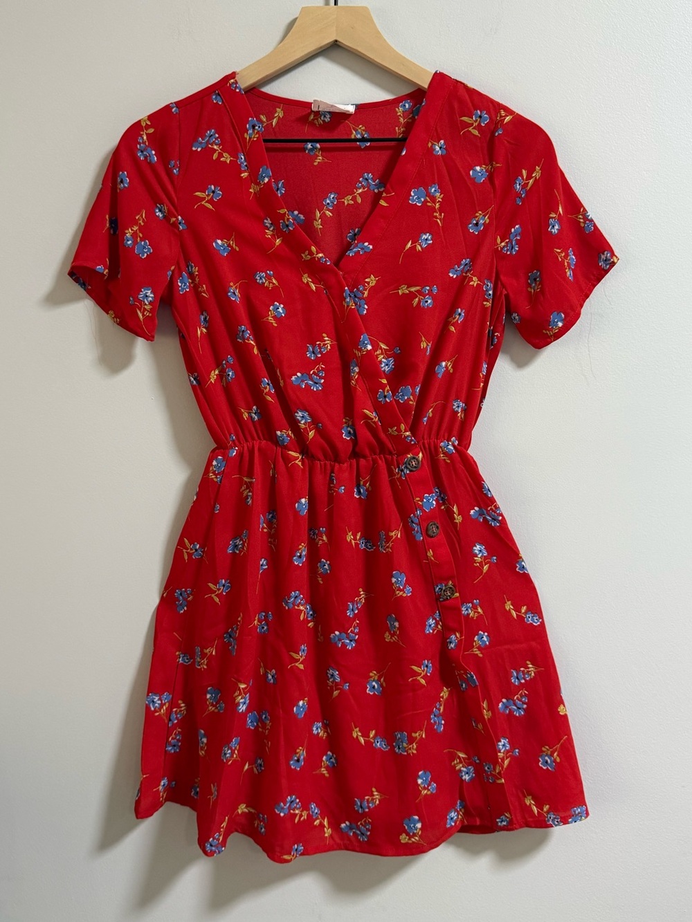 Sienna Sky Red Floral Short Sleeve V-Neck Women's Dress - Picture 2 of 7